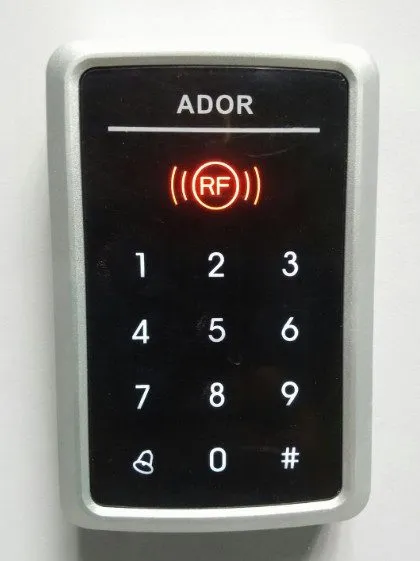קודן לדלת ADOR Touch
